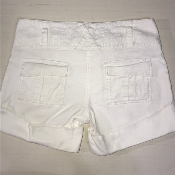 SOLD-Diane Von Furstenburg High Waist Linen Shorts - Picture 2 of 7